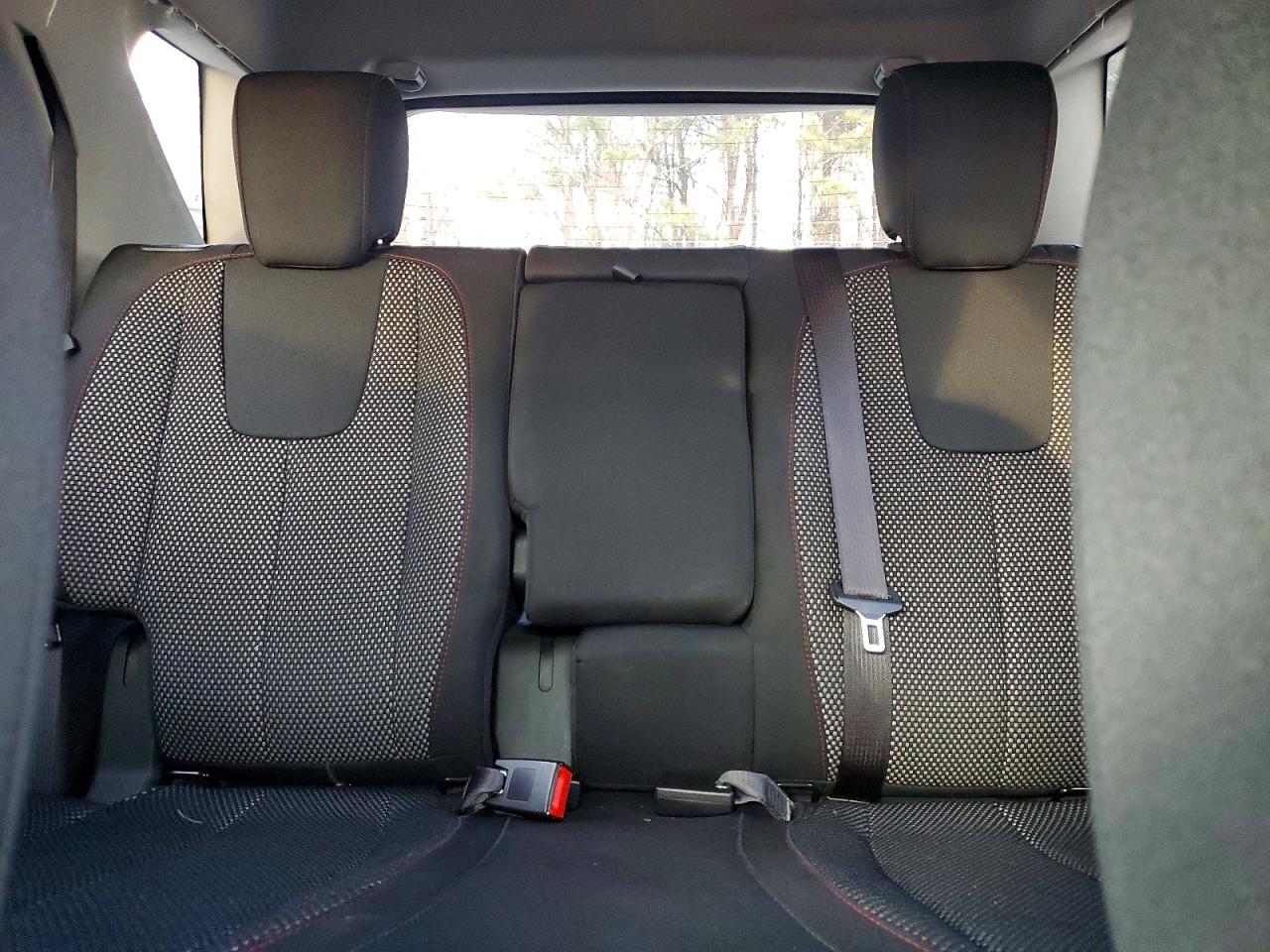 2017 CHEVROLET EQUINOX LT photo 10