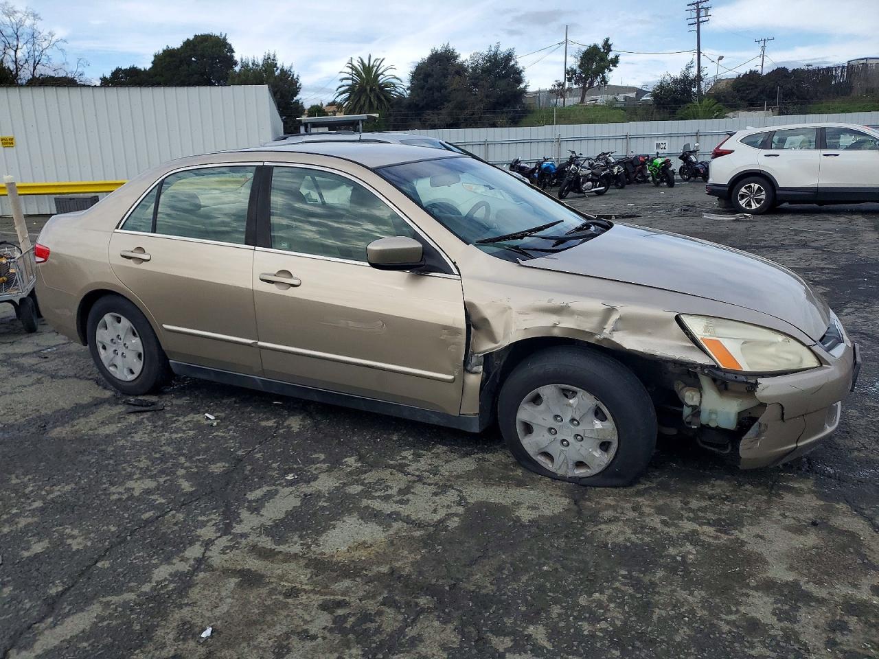 2003 HONDA ACCORD LX photo 4