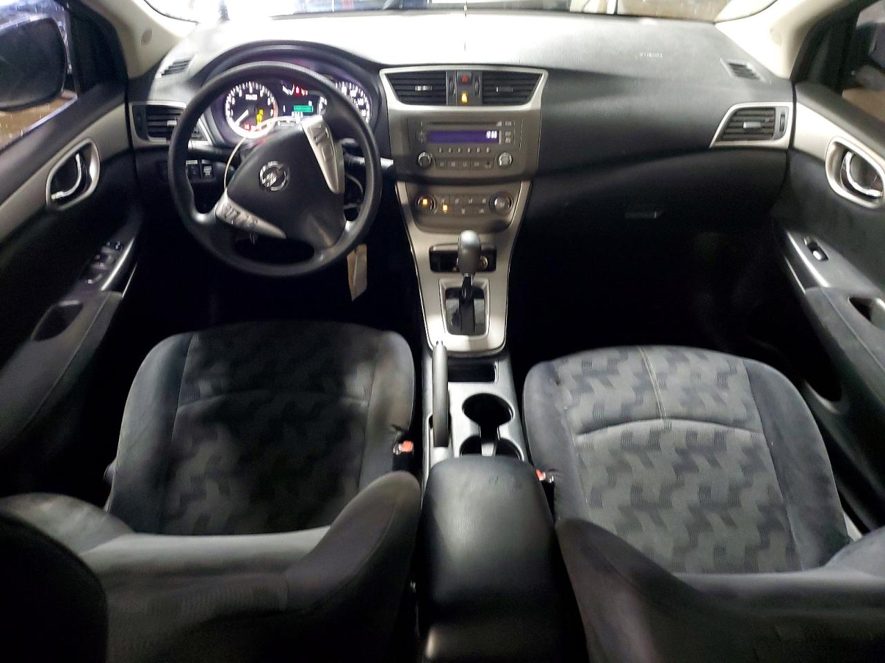 2013 NISSAN SENTRA S photo 8
