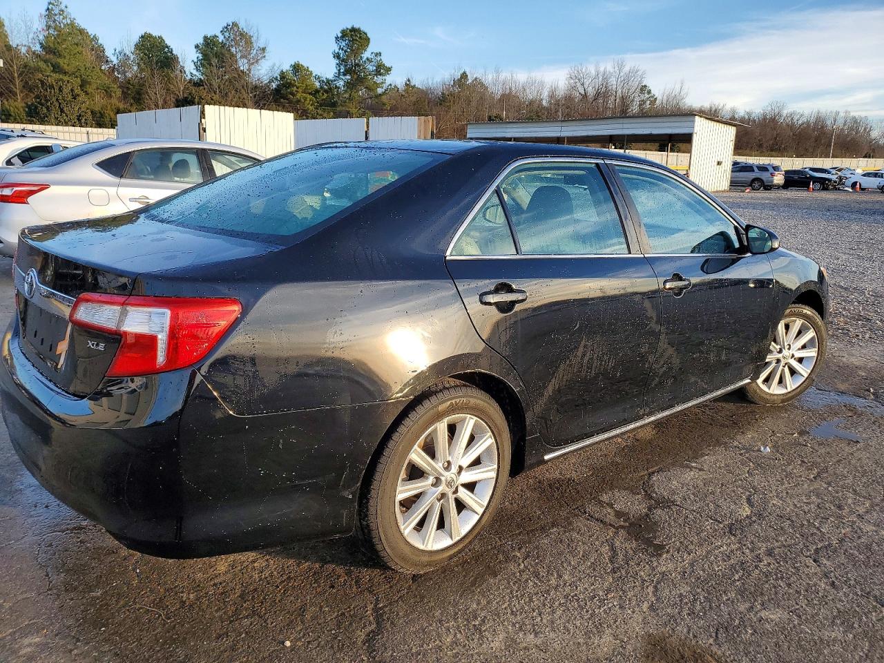 2012 TOYOTA CAMRY BASE photo 3