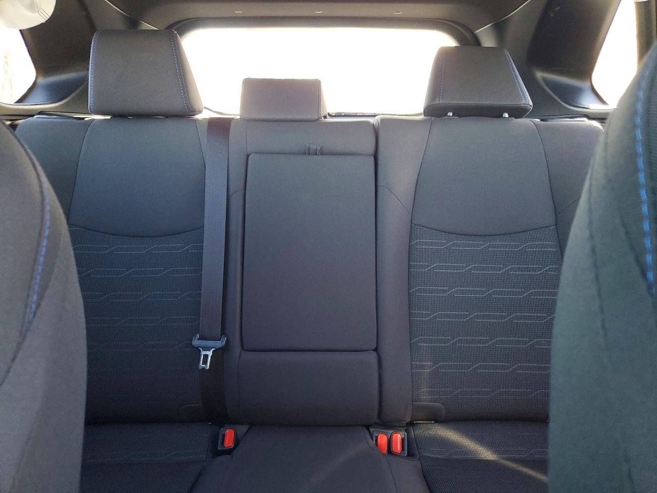 2024 TOYOTA RAV4 SE photo 10