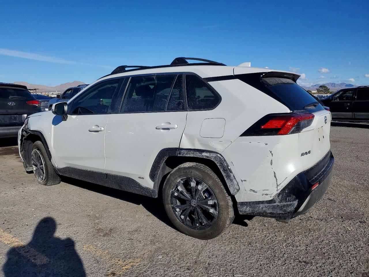 2024 TOYOTA RAV4 SE photo 2