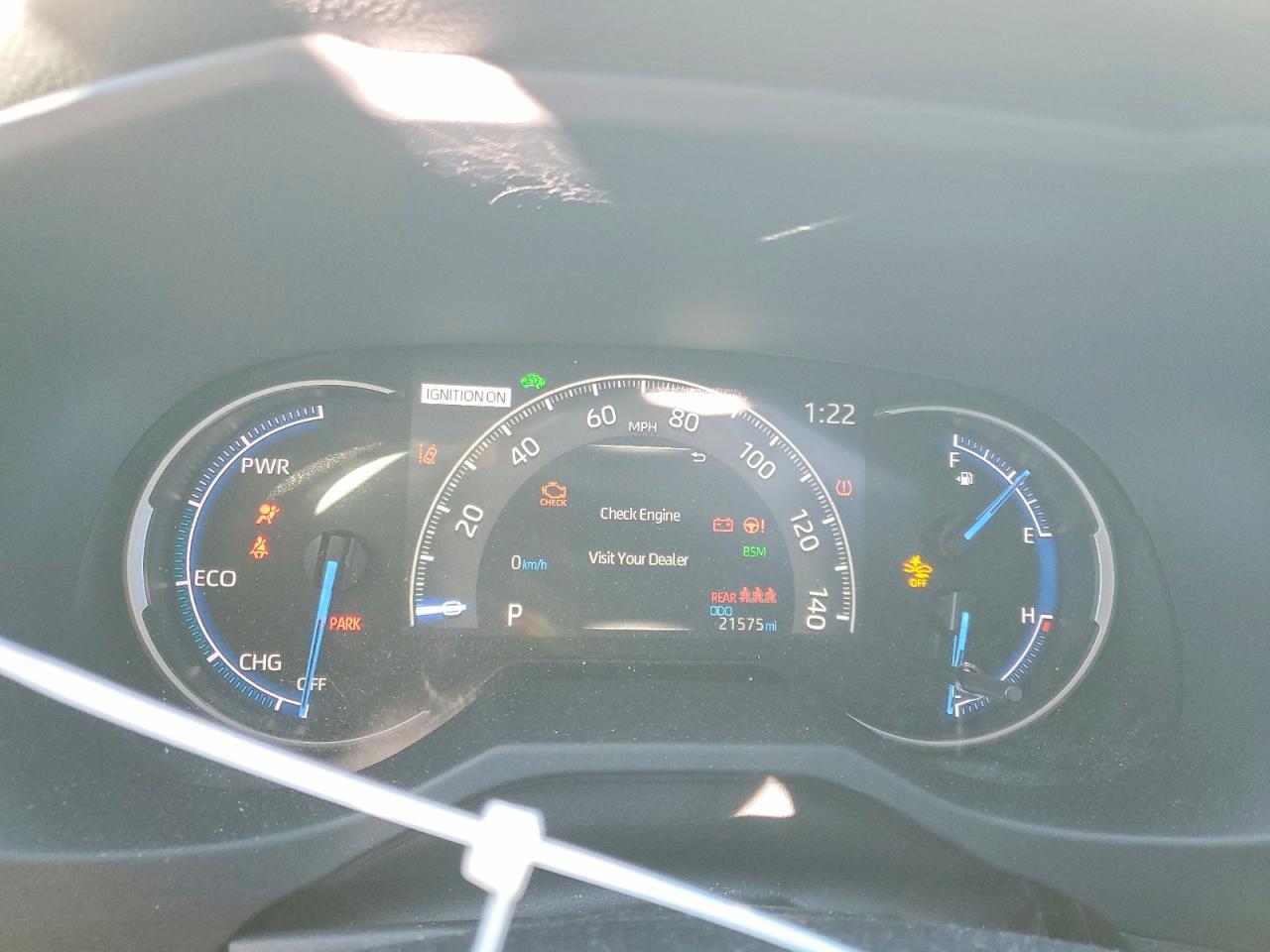 2024 TOYOTA RAV4 SE photo 9