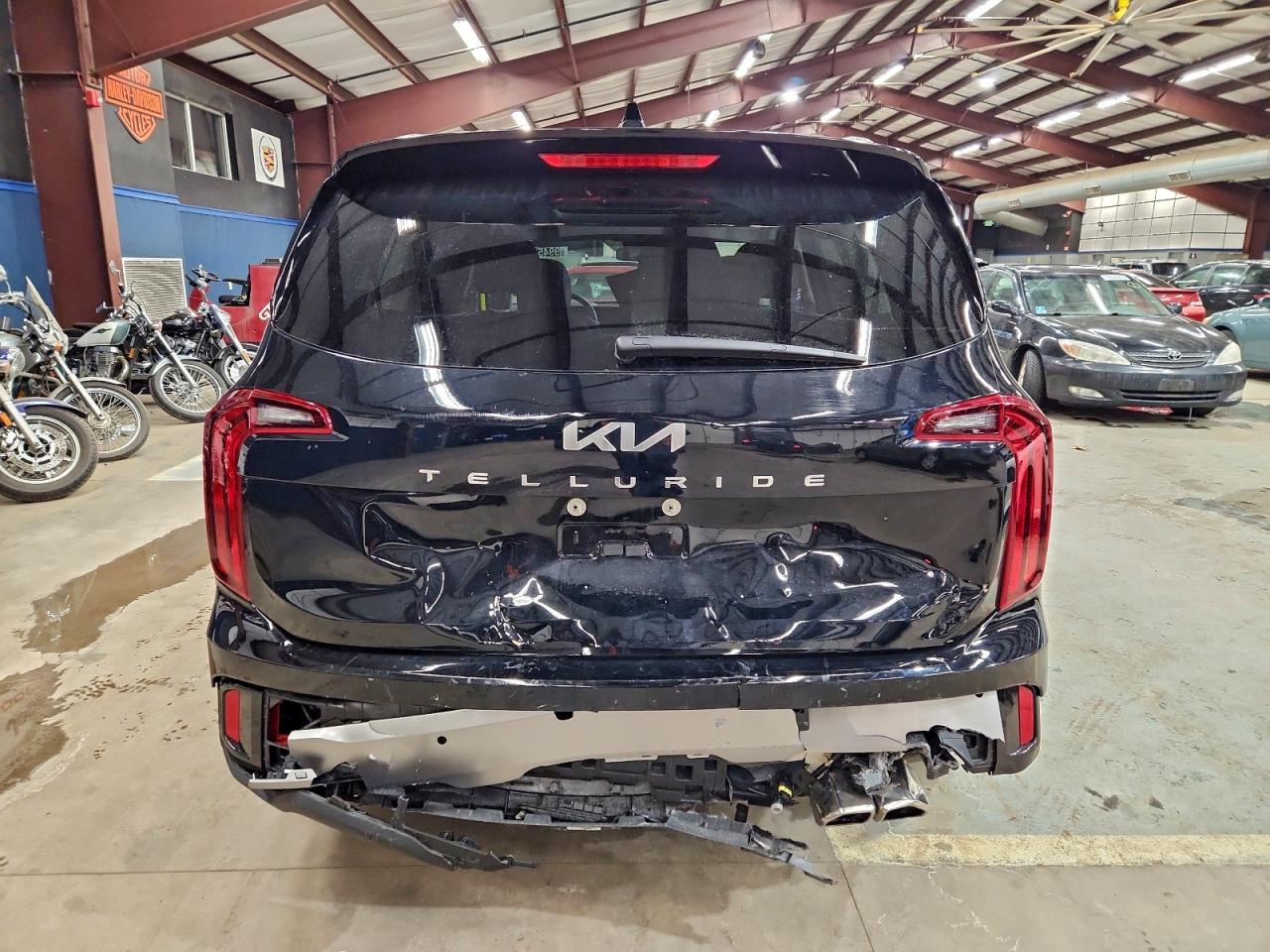 2025 KIA TELLURIDE S photo 6