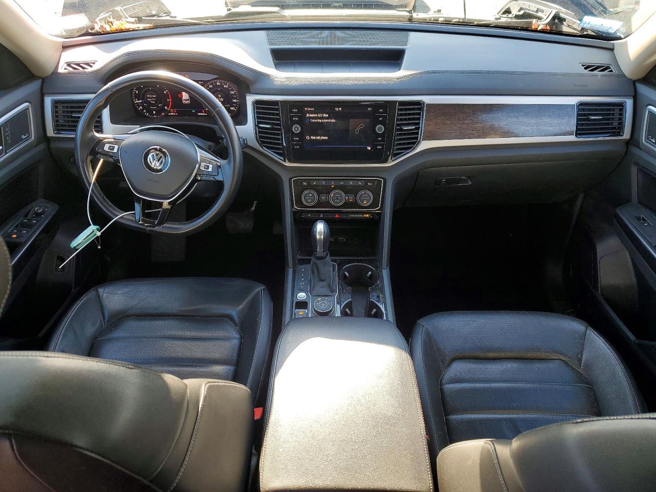 2018 VOLKSWAGEN ATLAS SEL PREMIUM photo 8