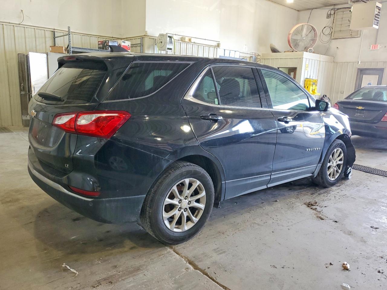 2019 CHEVROLET EQUINOX LT photo 3