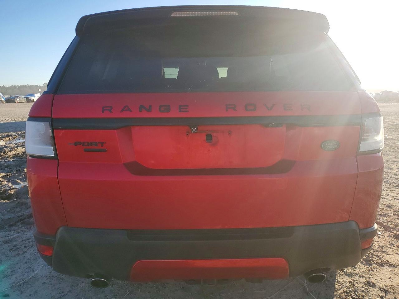 2017 LAND ROVER RANGE ROVER SPORT HSE photo 6