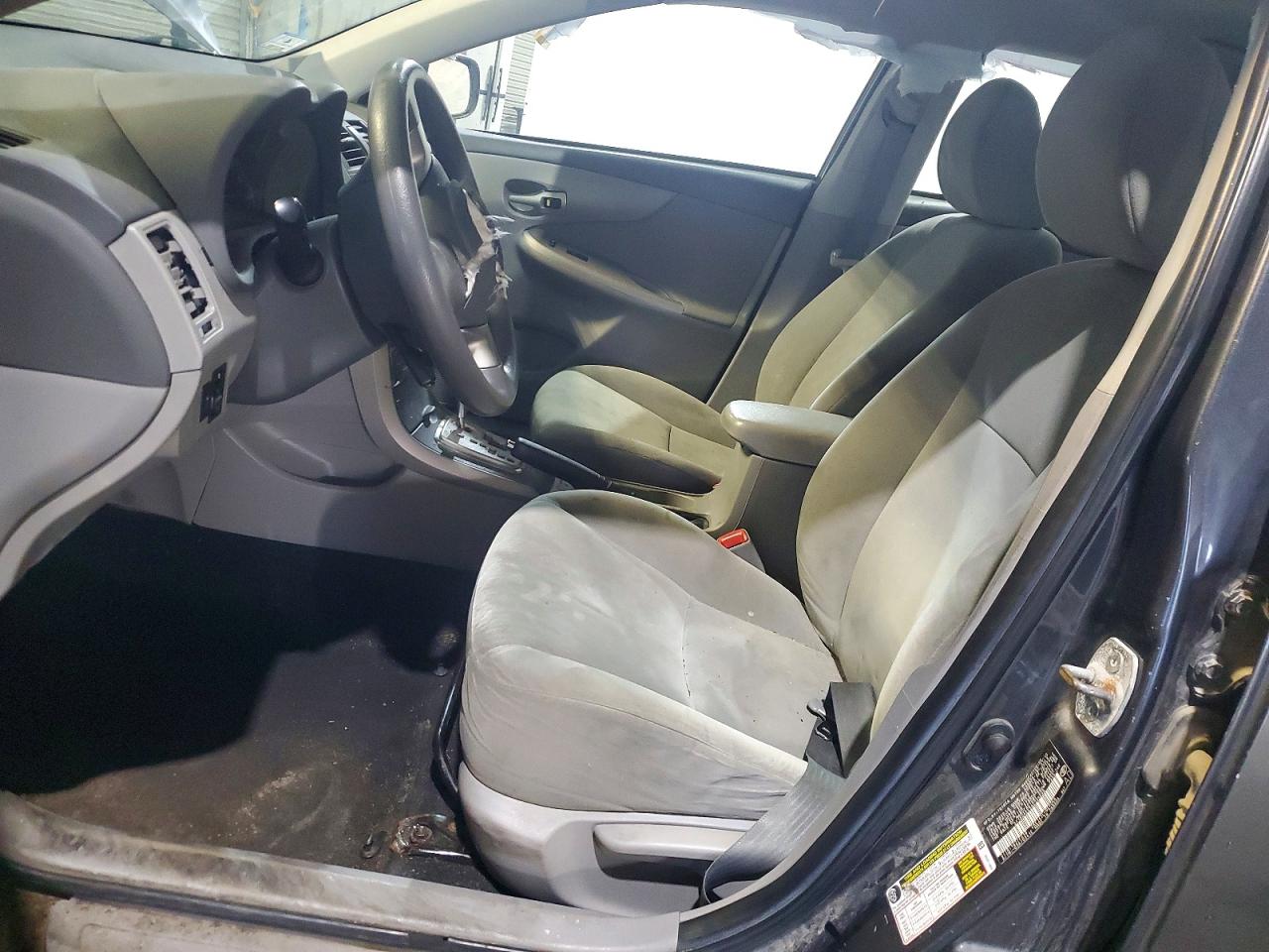 2010 TOYOTA COROLLA BASE photo 7