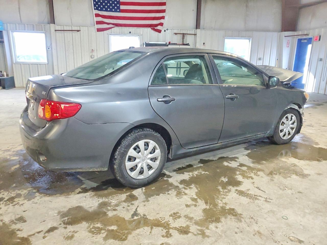2010 TOYOTA COROLLA BASE photo 3