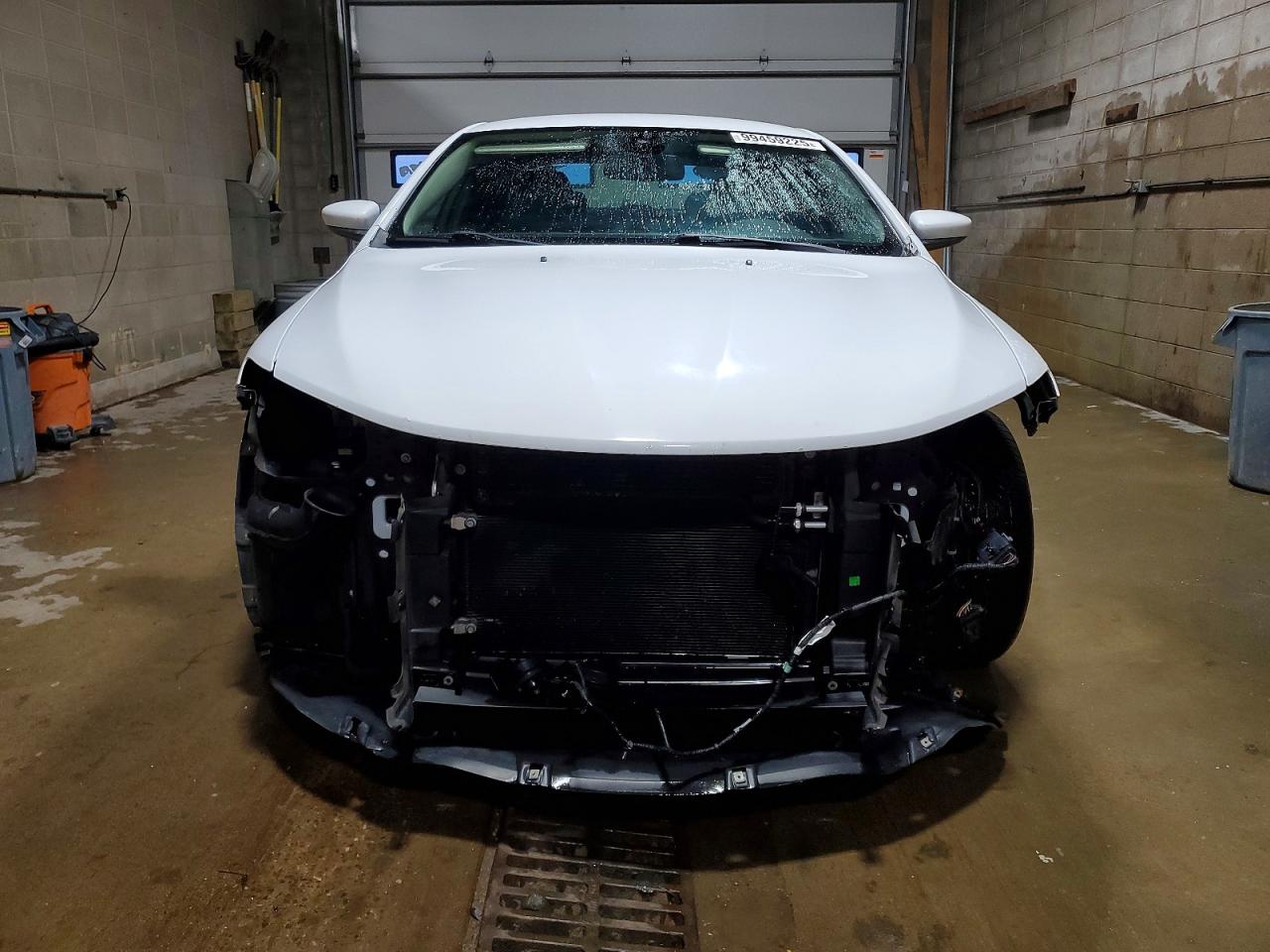 2016 CHRYSLER 200 LIMITED photo 5