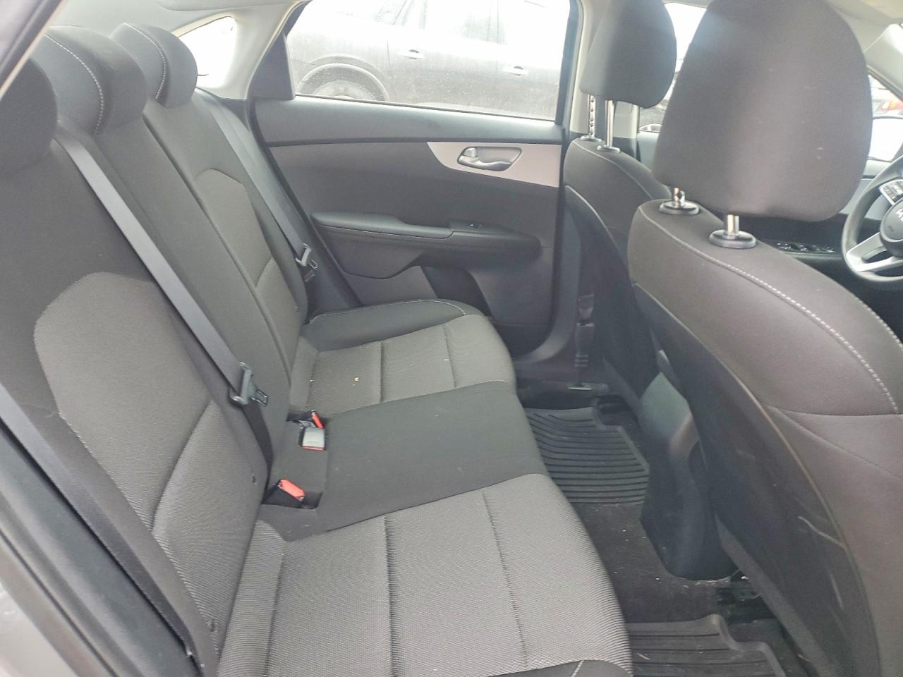 2024 KIA FORTE LX photo 10