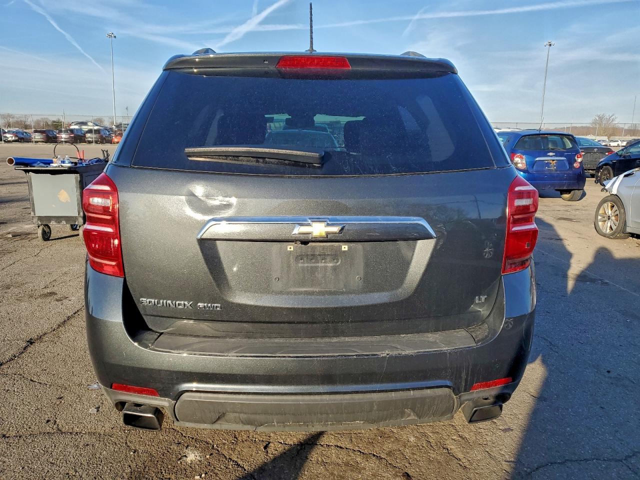 2017 CHEVROLET EQUINOX LT photo 11