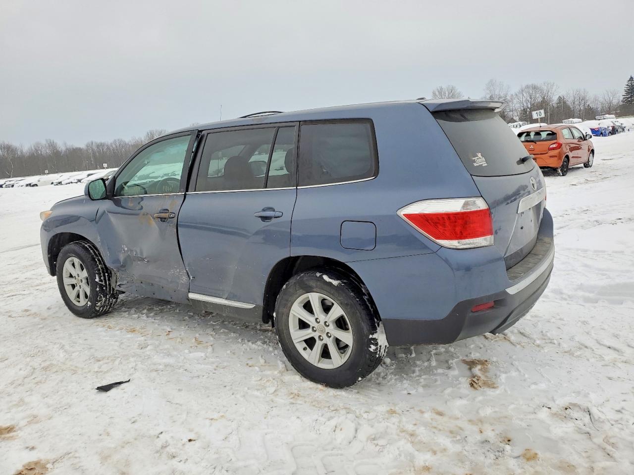 2012 TOYOTA HIGHLANDER BASE photo 4