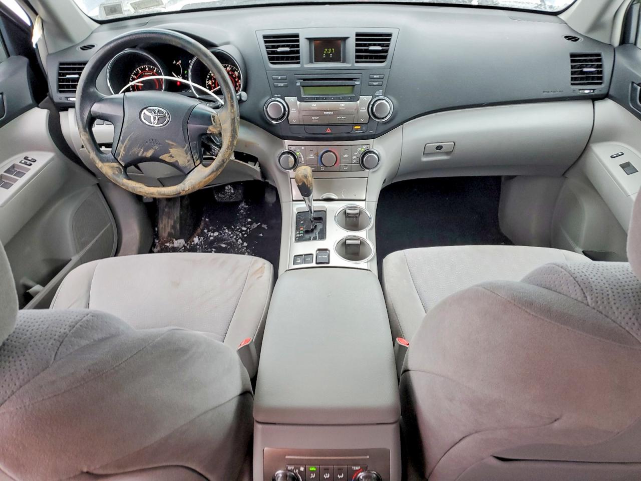 2012 TOYOTA HIGHLANDER BASE photo 22