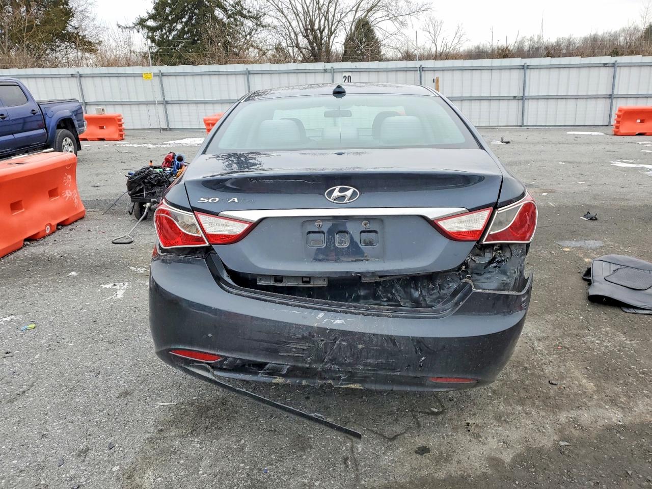 2011 HYUNDAI SONATA GLS photo 6
