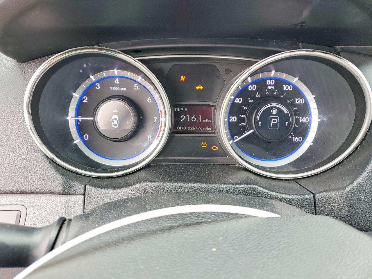 2011 HYUNDAI SONATA GLS photo 9