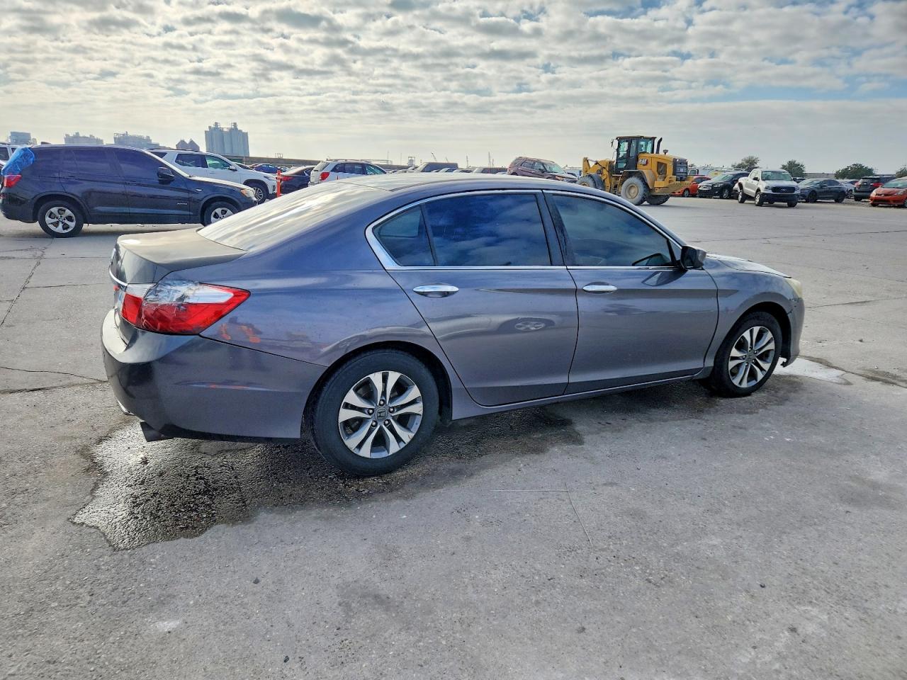2015 HONDA ACCORD LX photo 3