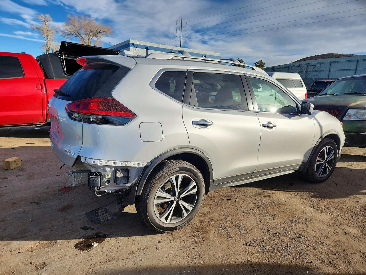 2020 NISSAN ROGUE S photo 3