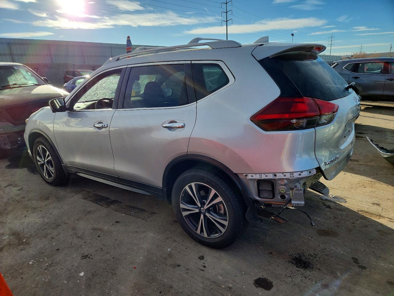 2020 NISSAN ROGUE S photo 2