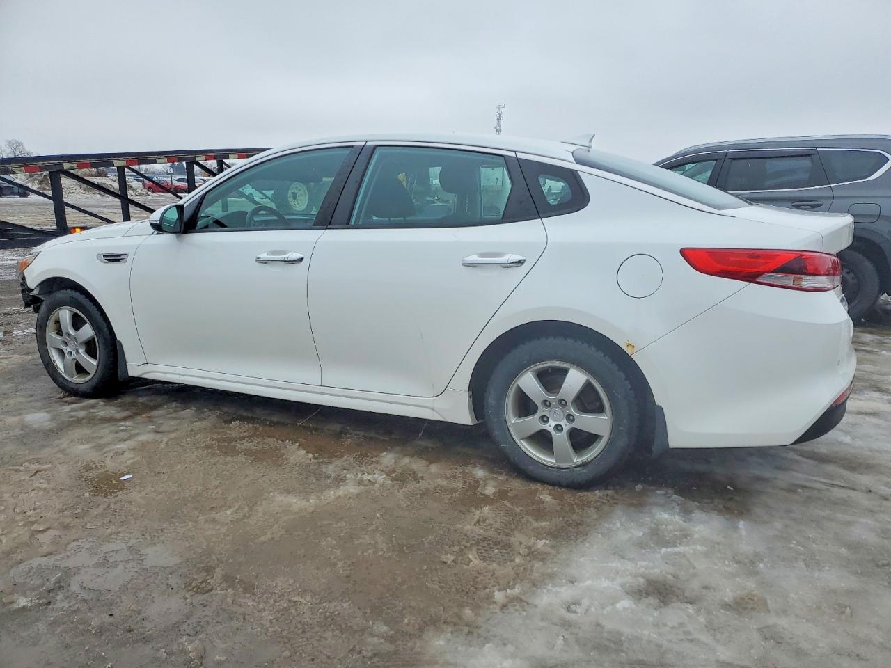 2018 KIA OPTIMA LX photo 2