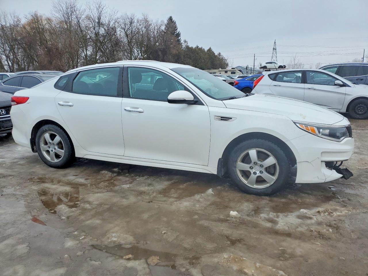 2018 KIA OPTIMA LX photo 4