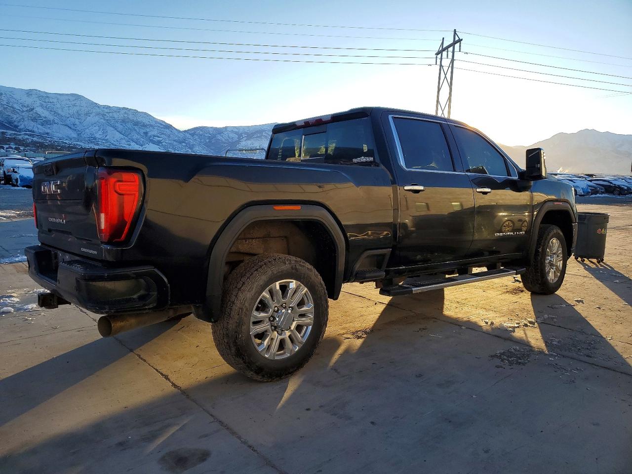 2021 GMC SIERRA K2500 DENALI photo 3