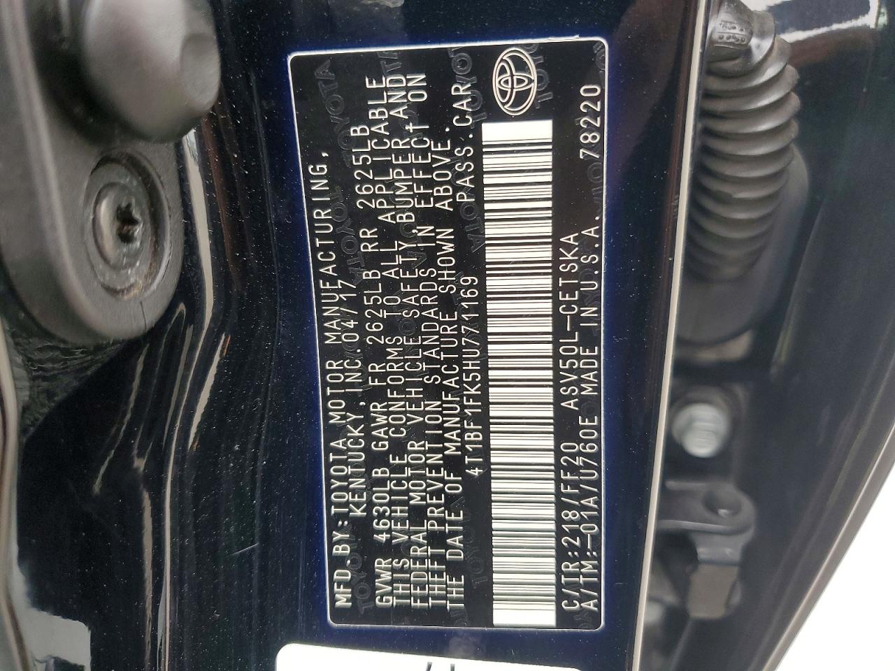 2017 TOYOTA CAMRY LE photo 12
