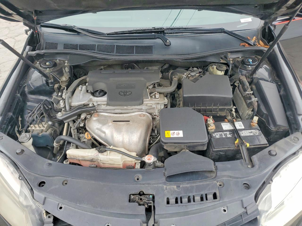 2017 TOYOTA CAMRY LE photo 11