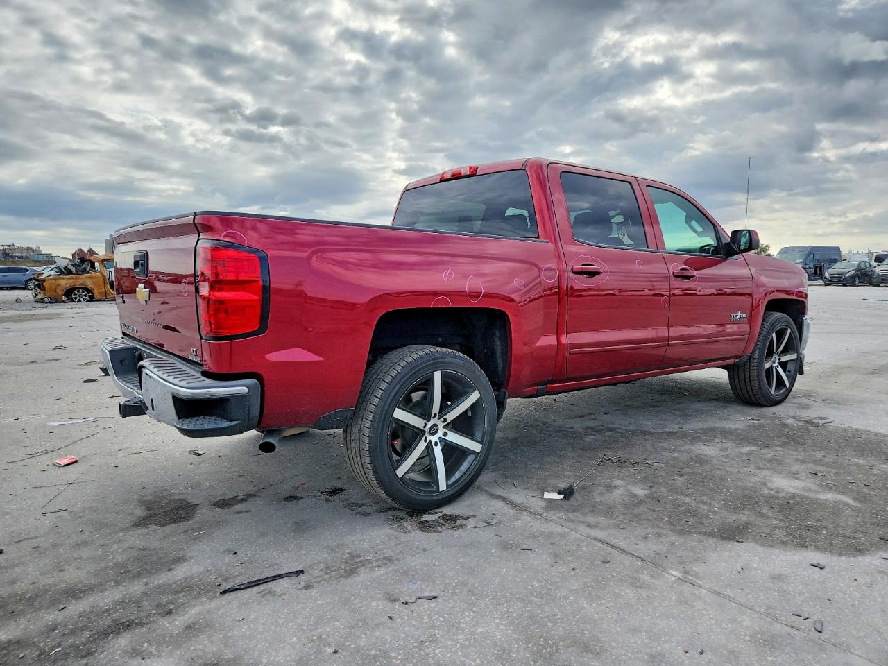 2018 CHEVROLET SILVERADO C1500 LT photo 3