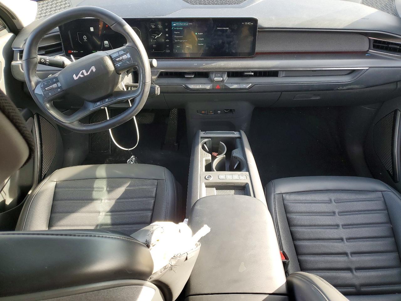 2024 KIA EV9 LAND photo 8