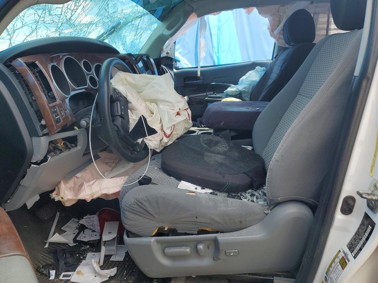 2010 TOYOTA TUNDRA DOUBLE CAB SR5 photo 7
