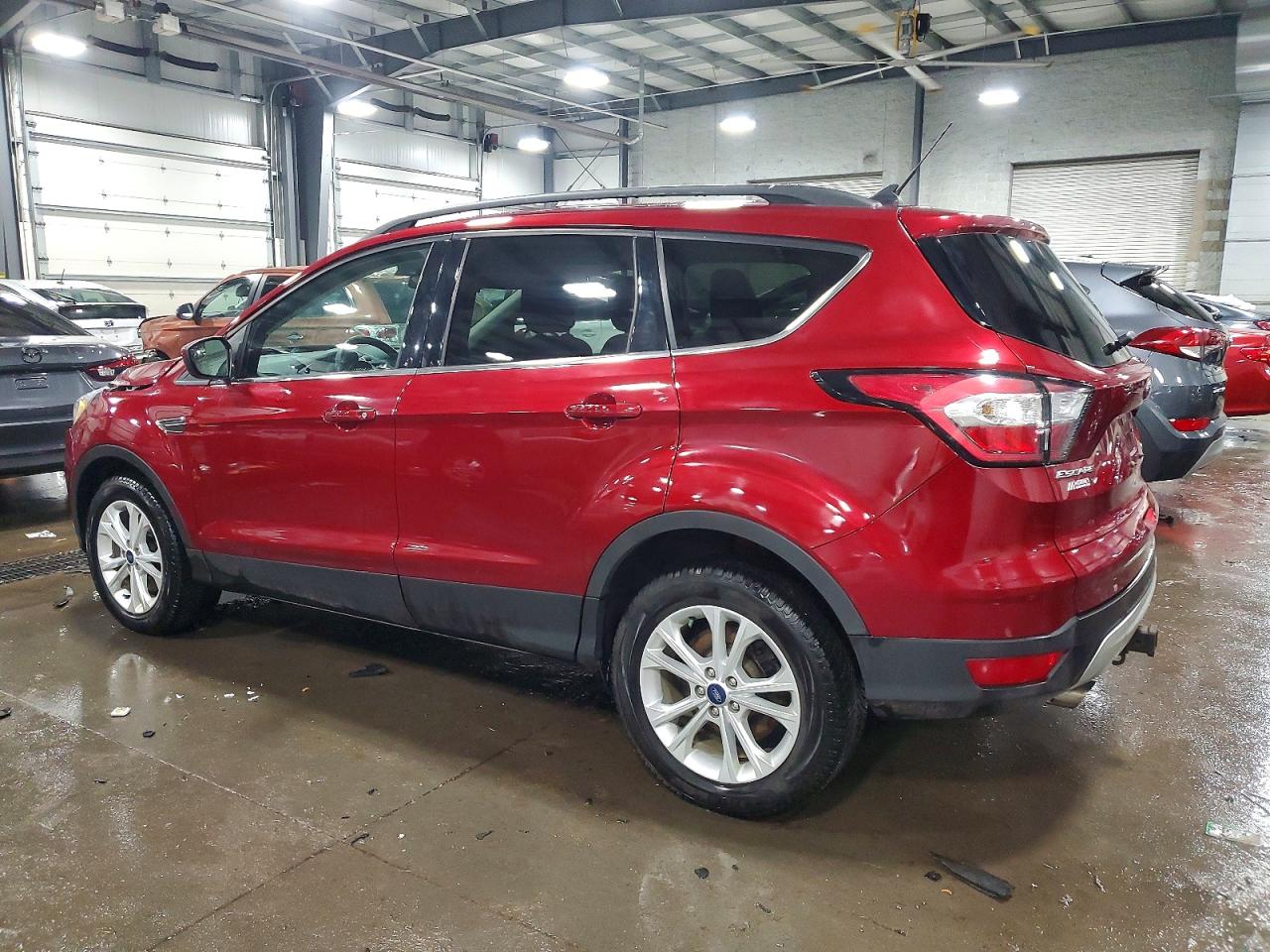 2018 FORD ESCAPE SE photo 2