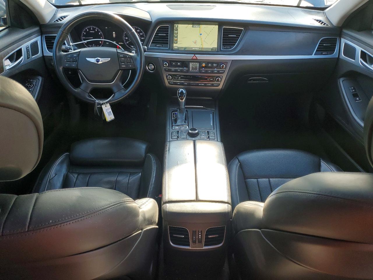 2015 HYUNDAI GENESIS 3.8L photo 8