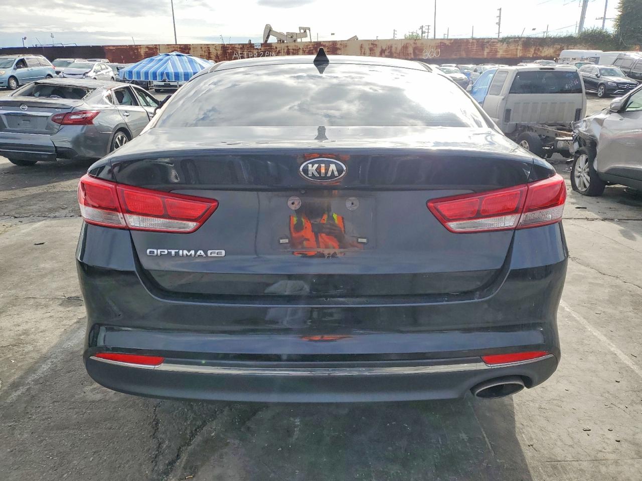 2016 KIA OPTIMA LX photo 6