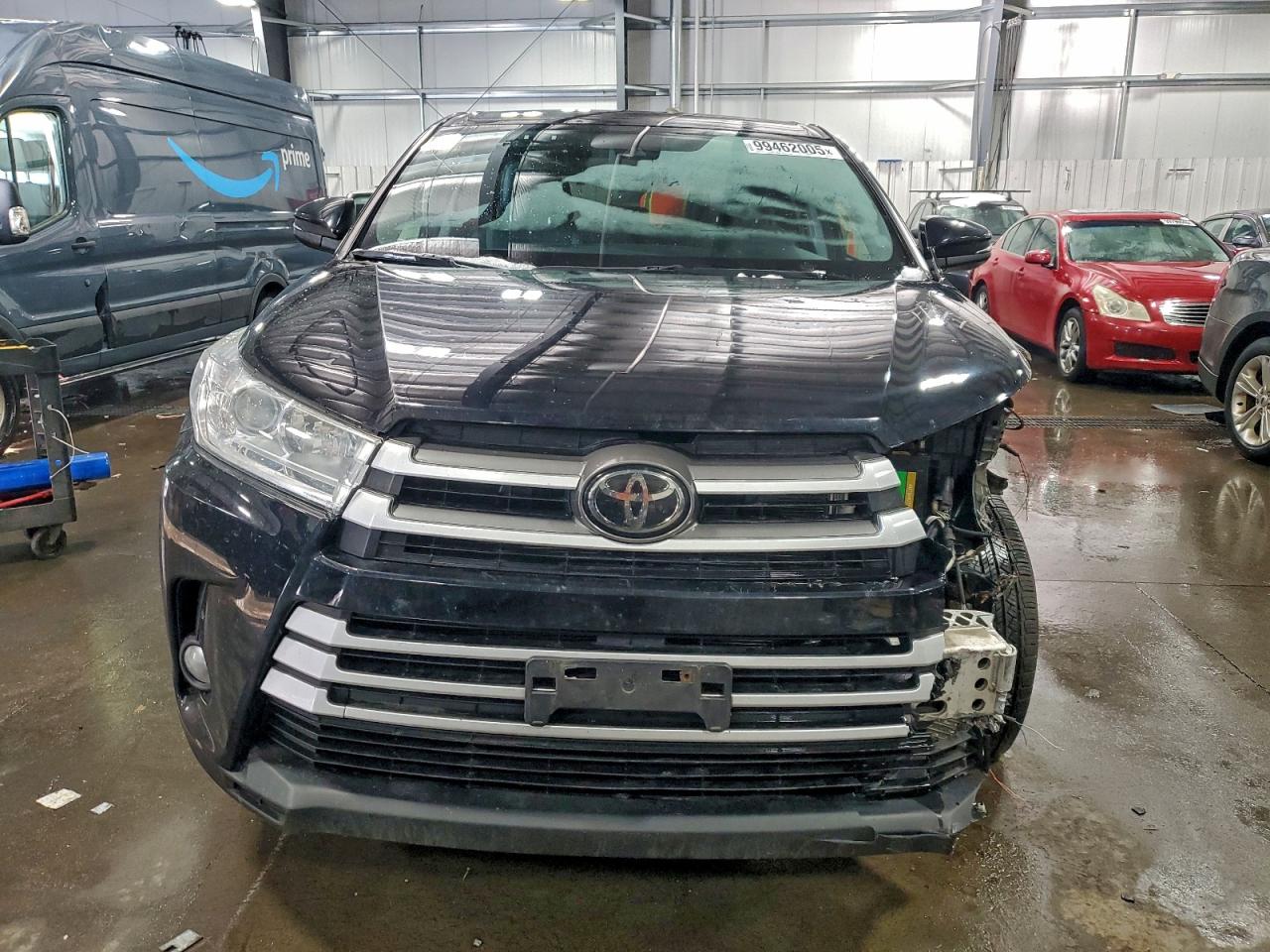 2018 TOYOTA HIGHLANDER LE photo 5