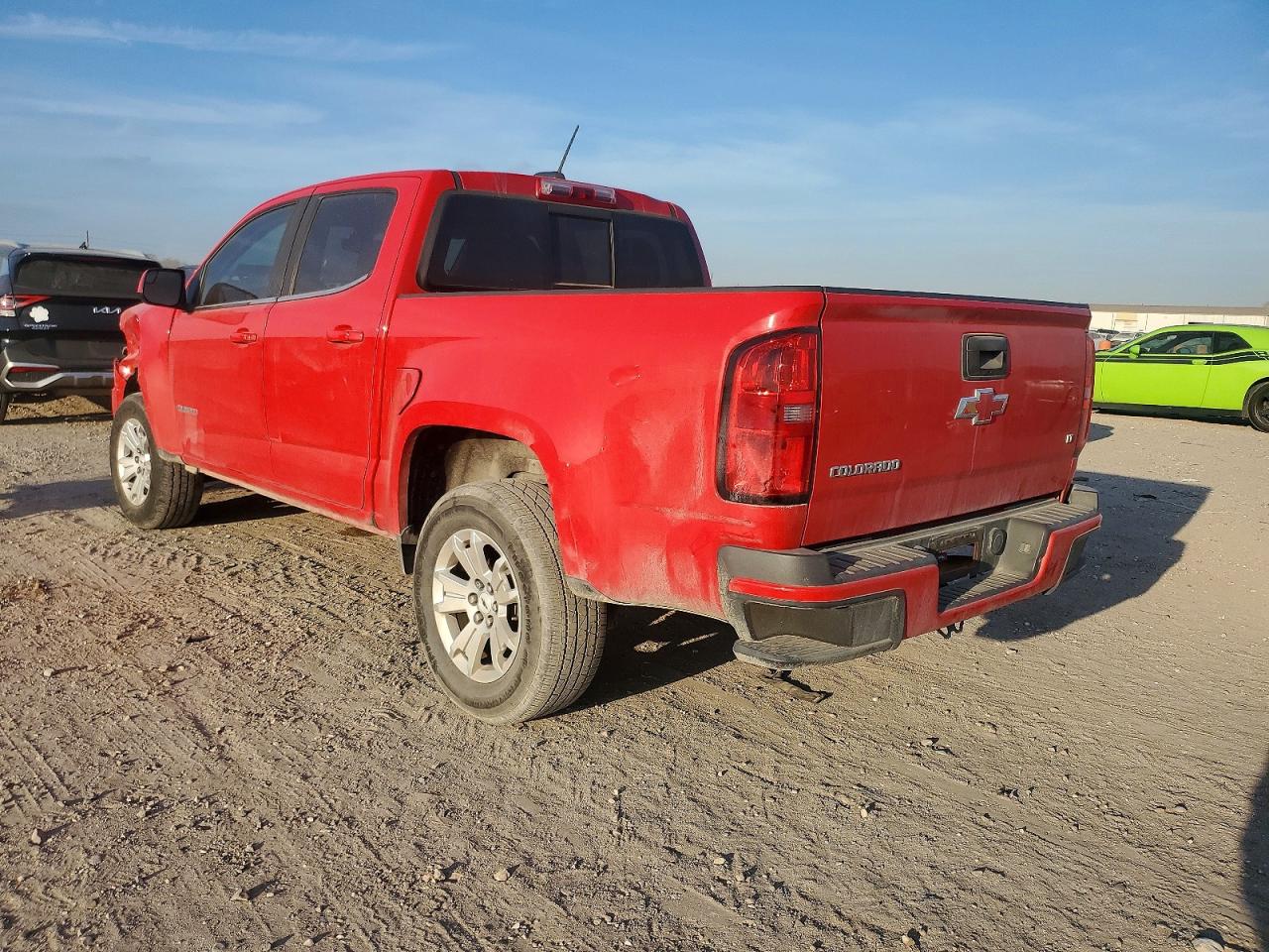 2018 CHEVROLET COLORADO LT photo 2