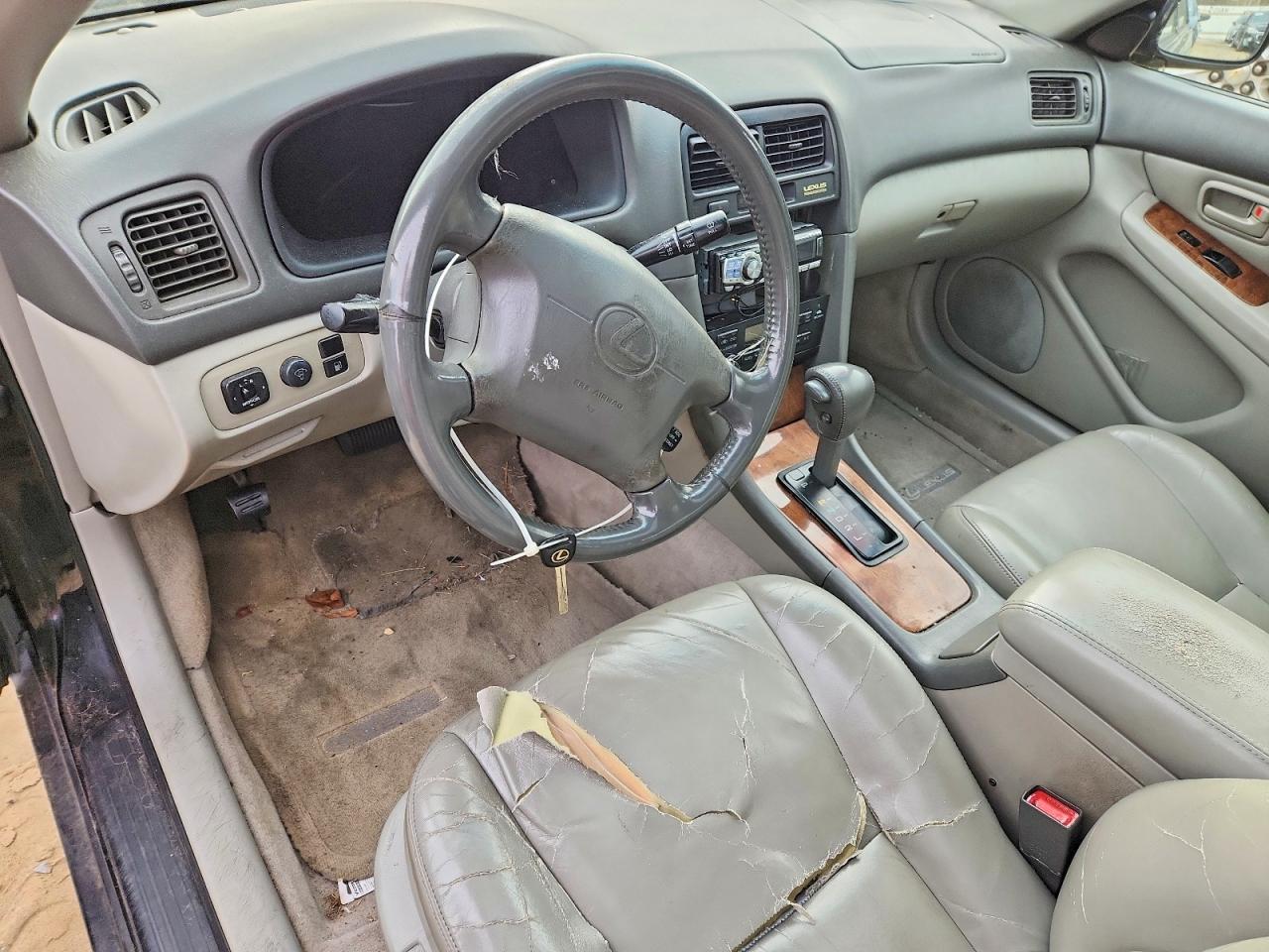 1997 LEXUS ES 300 photo 8