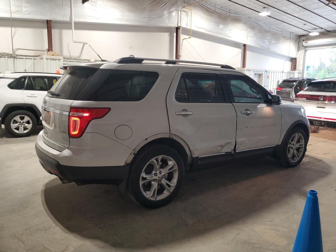 2015 FORD EXPLORER LIMITED photo 3