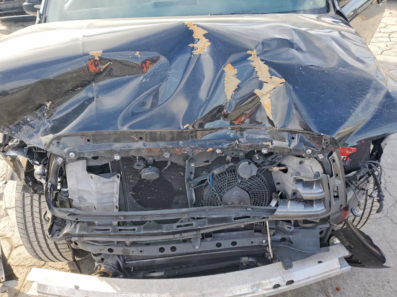 2014 TOYOTA SEQUOIA SR5 photo 12
