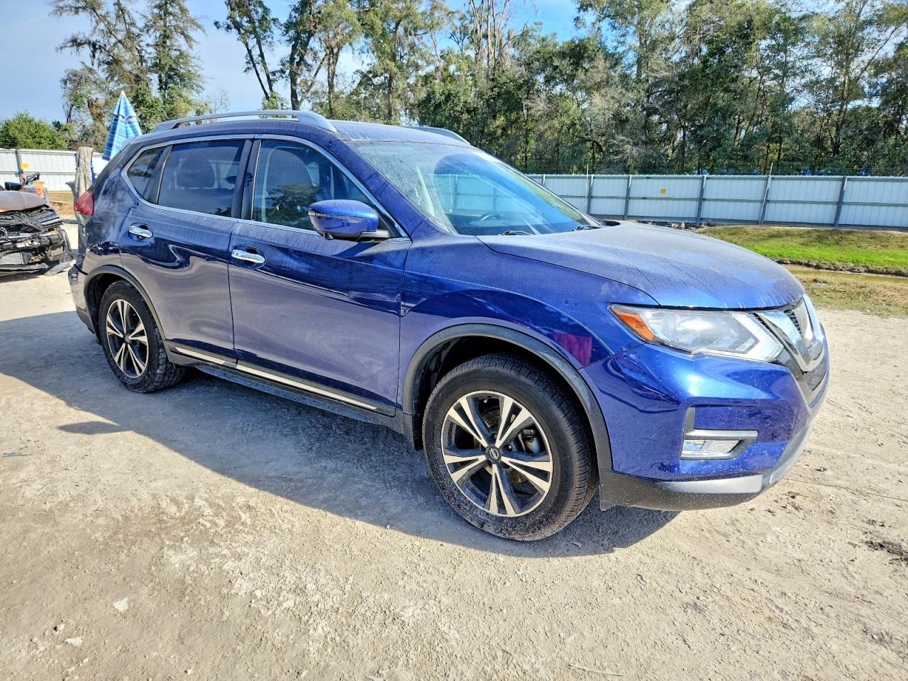 2017 NISSAN ROGUE S photo 4