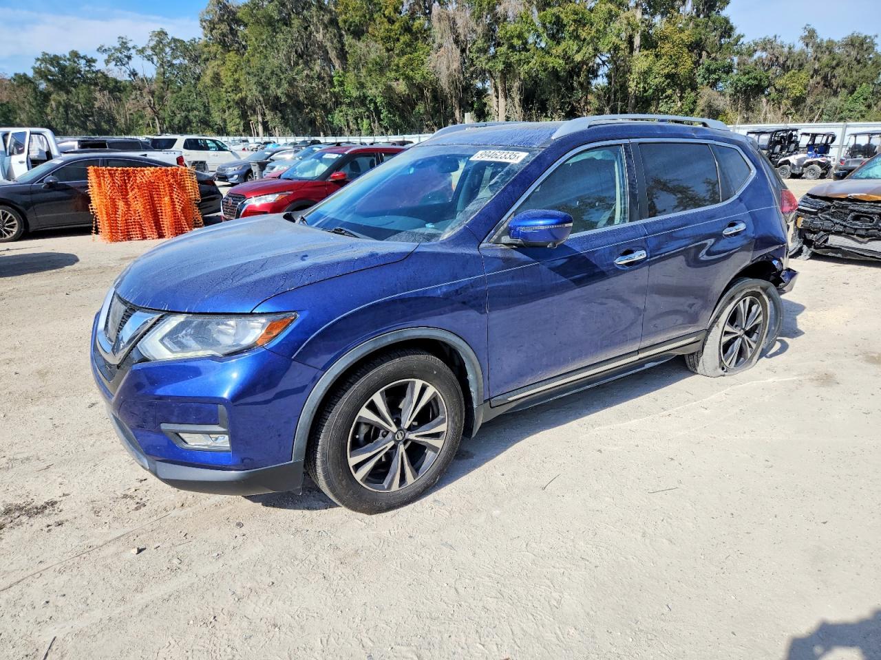 2017 NISSAN ROGUE