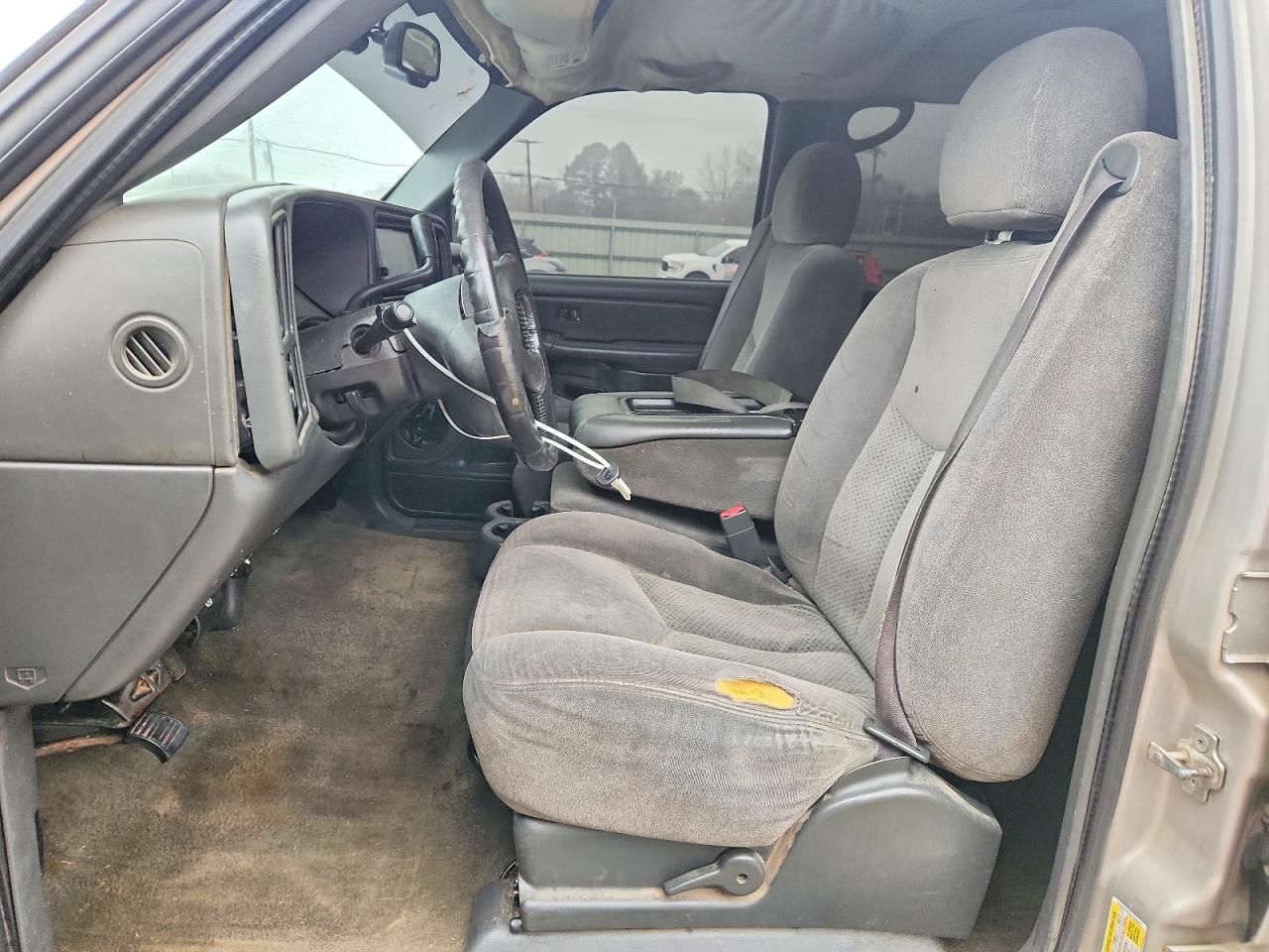 2006 CHEVROLET SILVERADO C1500 photo 13
