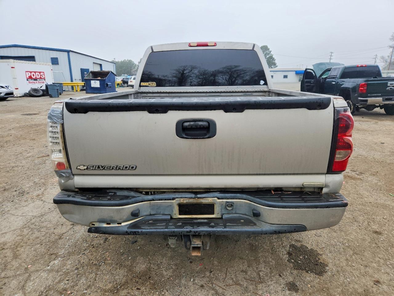 2006 CHEVROLET SILVERADO C1500 photo 11