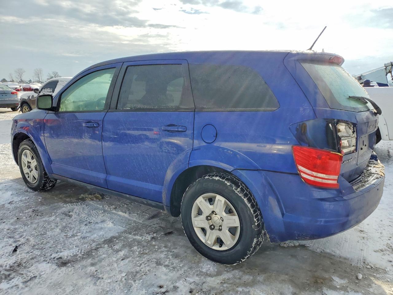 2012 DODGE JOURNEY SE photo 2