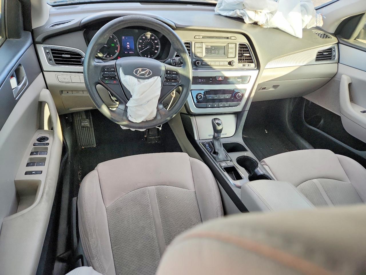 2016 HYUNDAI SONATA SE photo 22
