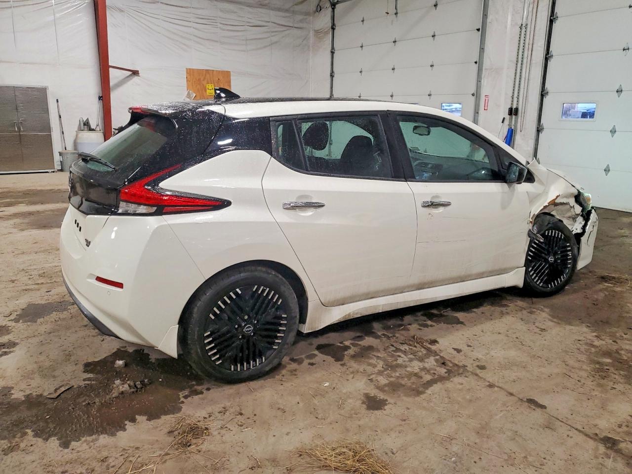 2025 NISSAN LEAF SV PLUS photo 3