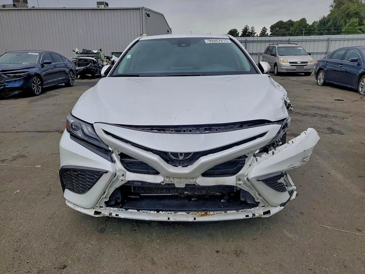 2021 TOYOTA CAMRY XSE photo 5