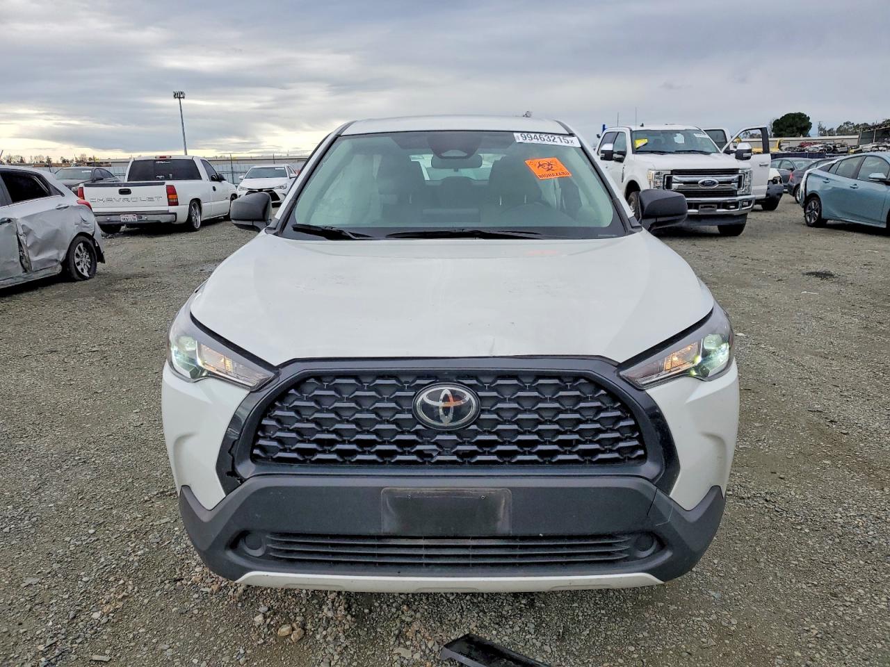 2024 TOYOTA COROLLA CROSS L photo 5