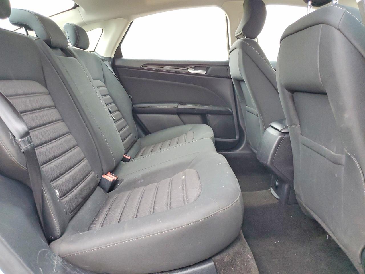 2018 FORD FUSION S photo 19