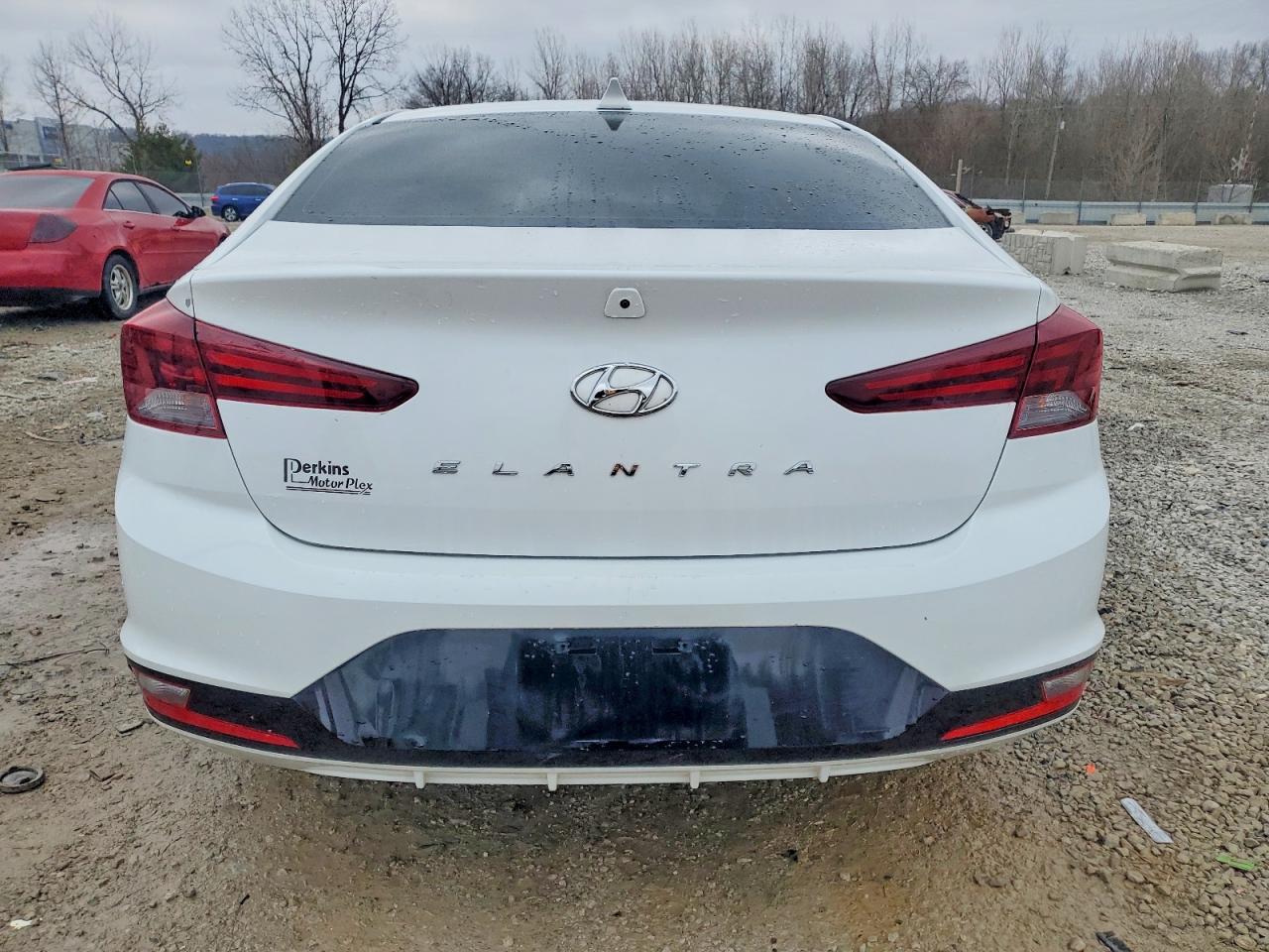 2019 HYUNDAI ELANTRA SEL photo 16